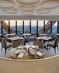 restaurant jules verne