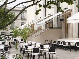 monsieur bleu restaurant